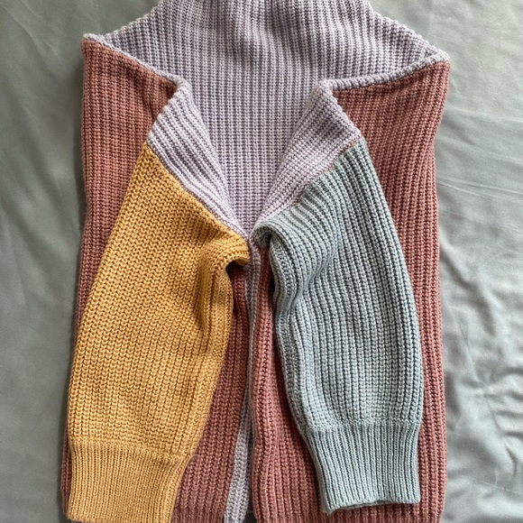 SHEIN Drop Shoulder Colorblock Sweater - Picture 3 of 7